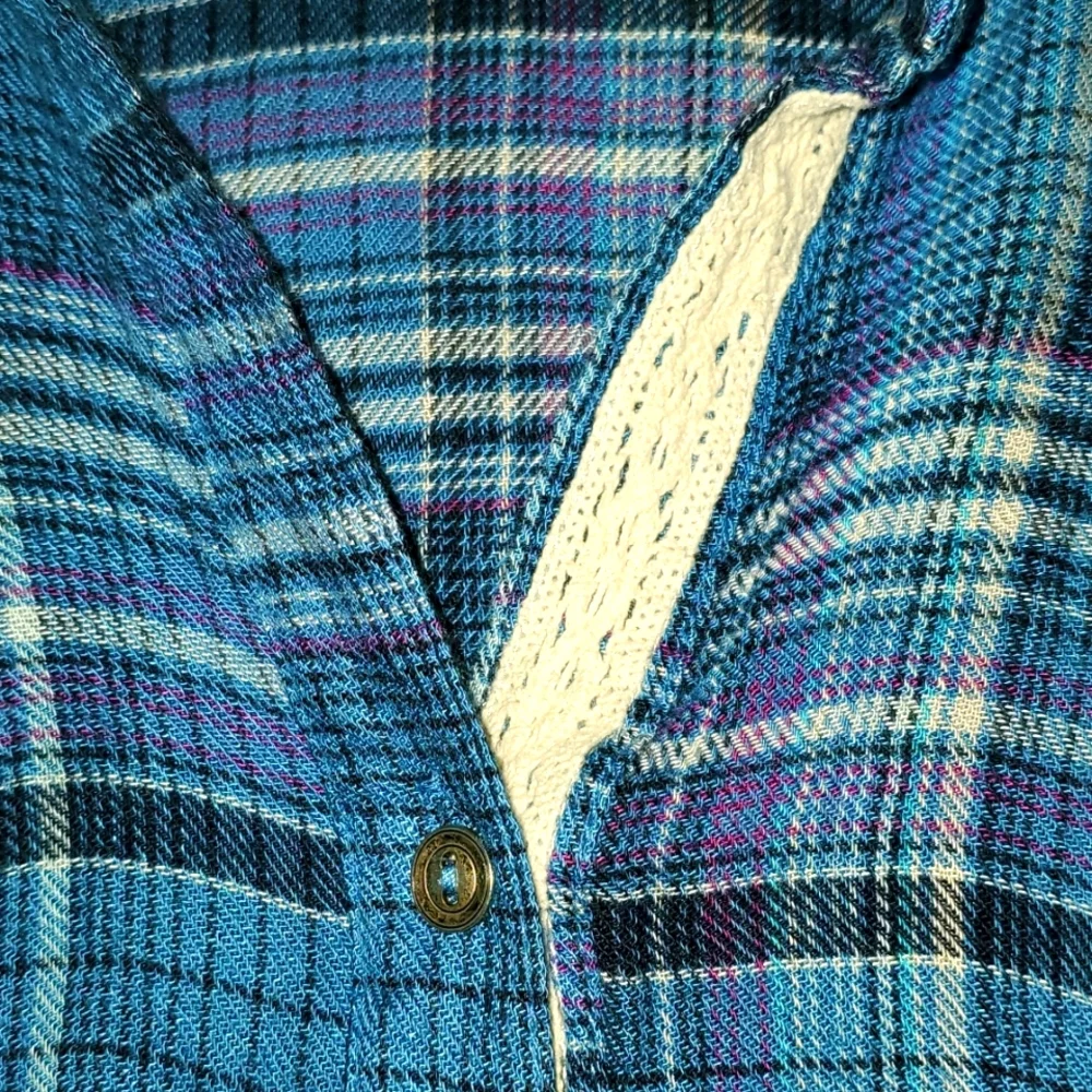 Tru Self Button Down Short Sleeved Shirt with Lace Panel on back XL - Picture 4 of 7